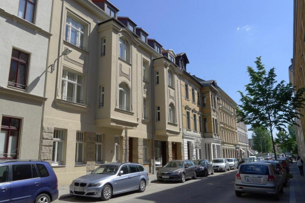 Kreuzstraße 13