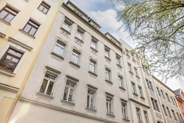 Pestalozzistraße 14